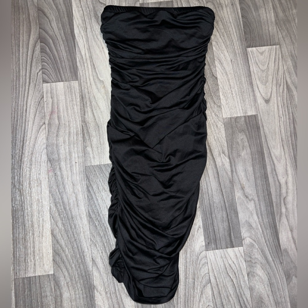 Almost Famous black strapless ruched maxi dress